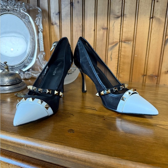Marc Fisher Hadama studded pumps in Classic black and white - Picture 1 of 5
